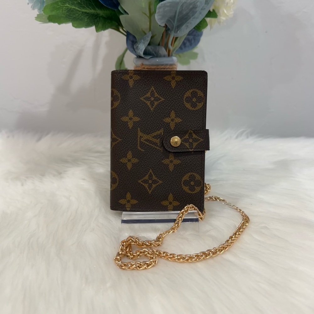 Louis Vuitton Billets Viennois Bifold Wallet On Chain